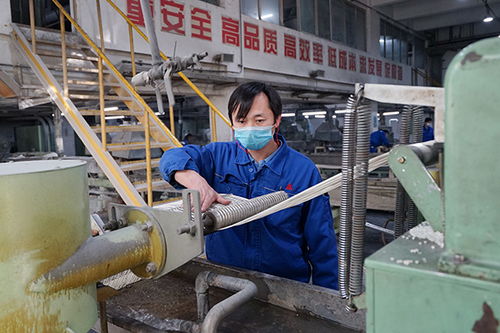 上海石化成功研發熔噴布專用料,可每天多生產口罩600萬片